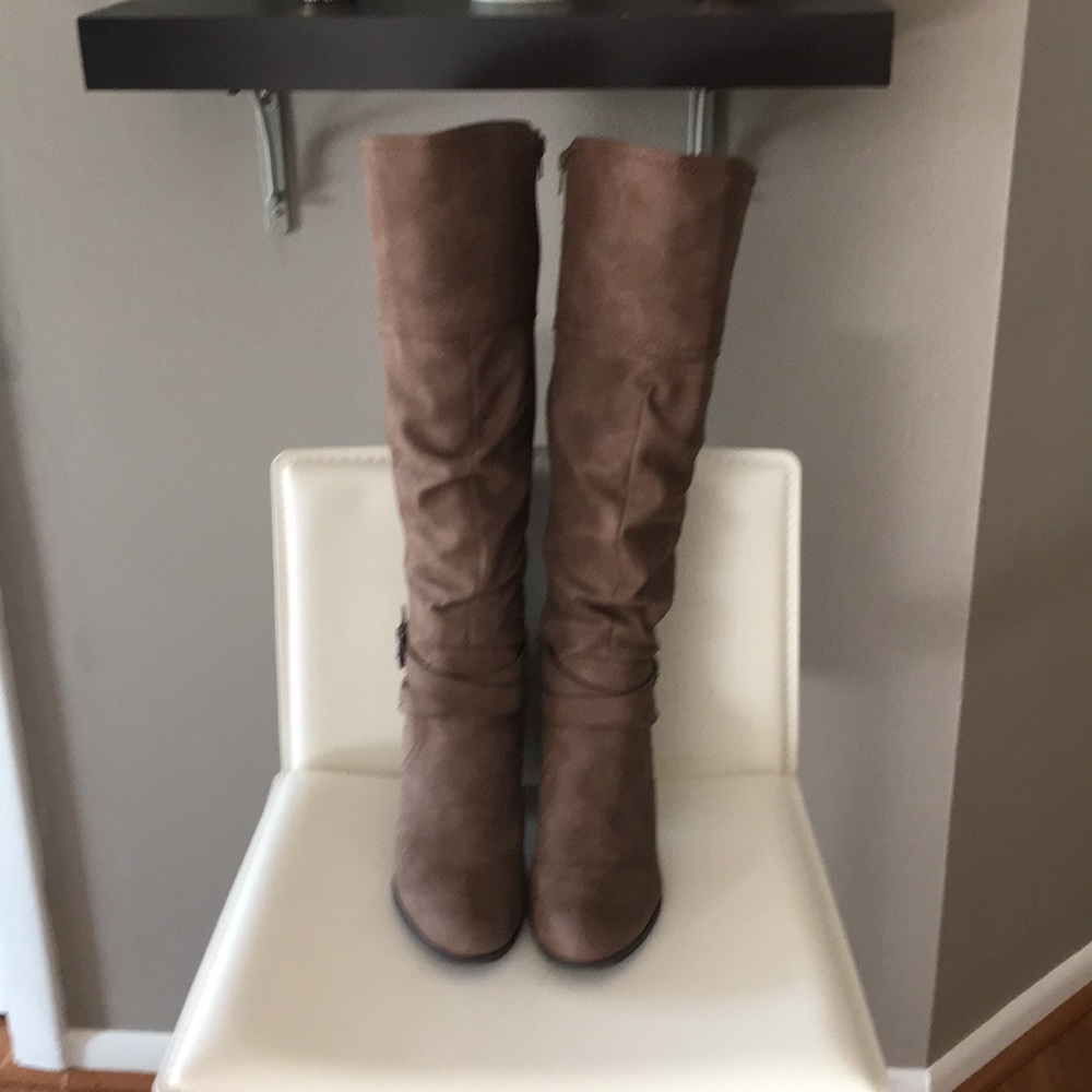 Tall Simba boot